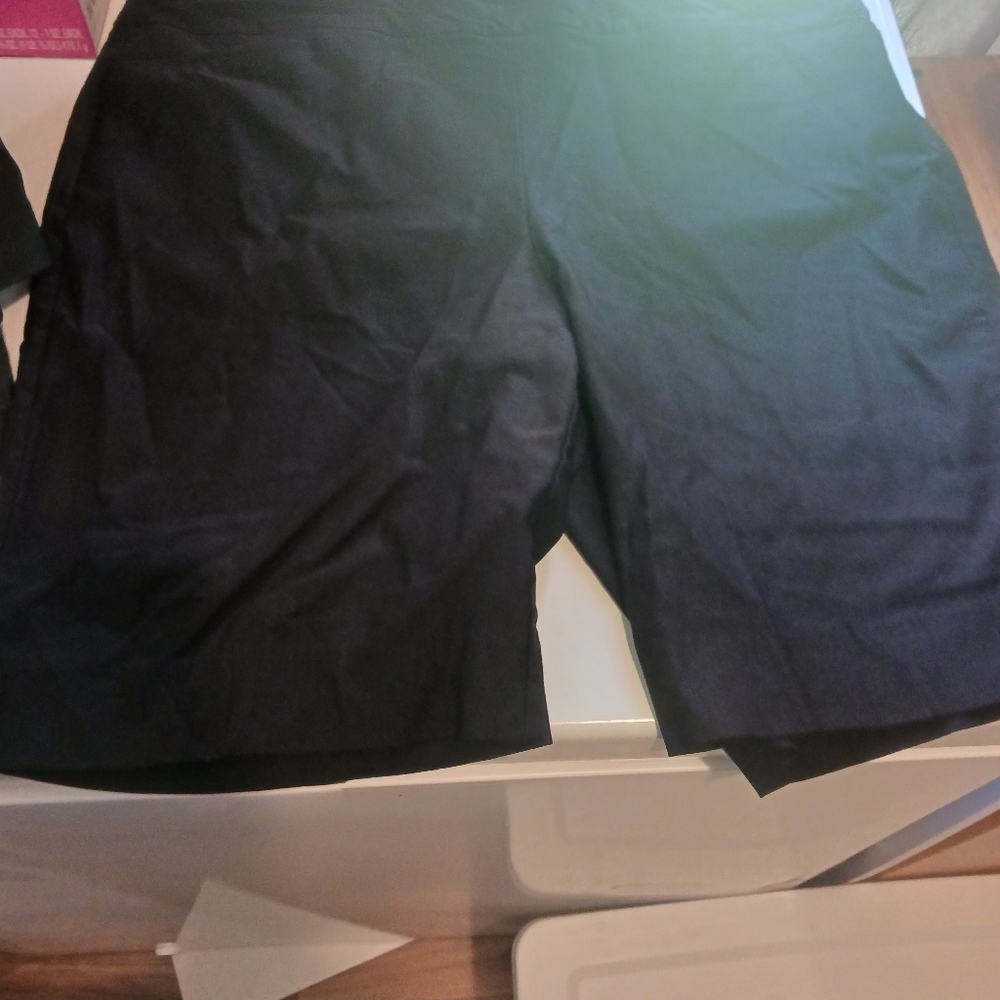 Chico's High Waist Women's Shorts in Black